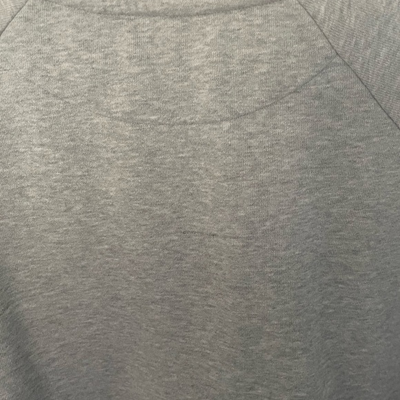 Nike DriFit Crew Neck - Picture 5 of 5